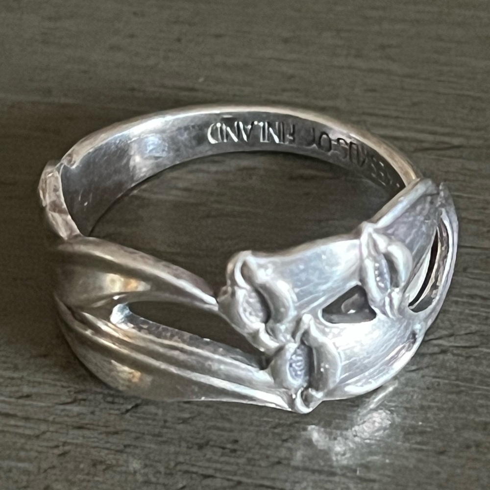 VINTAGE FINLAND FLOWER STERLING SILVER RING SIZE 9 ADJUSTABLE - Picture 3 of 6